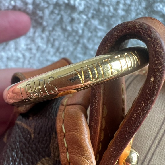 Authentic Louis Vuitton Monogram Delightful GM - Picture 6 of 16